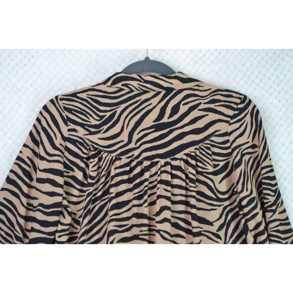 Everly Women's Small Tan Black Zebra Print Lightweight Long Sleeve Blouse - Picture 8 of 11